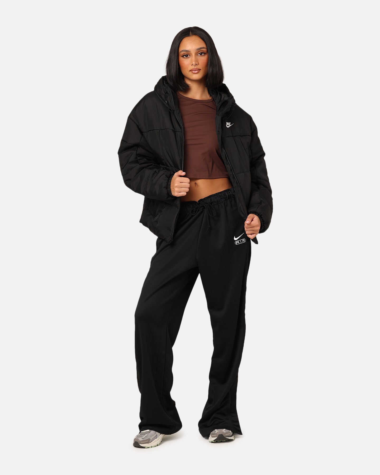 Nike Women's Sportswear Classic Puffer Therma-FIT Loose Hooded Jacket Black/White