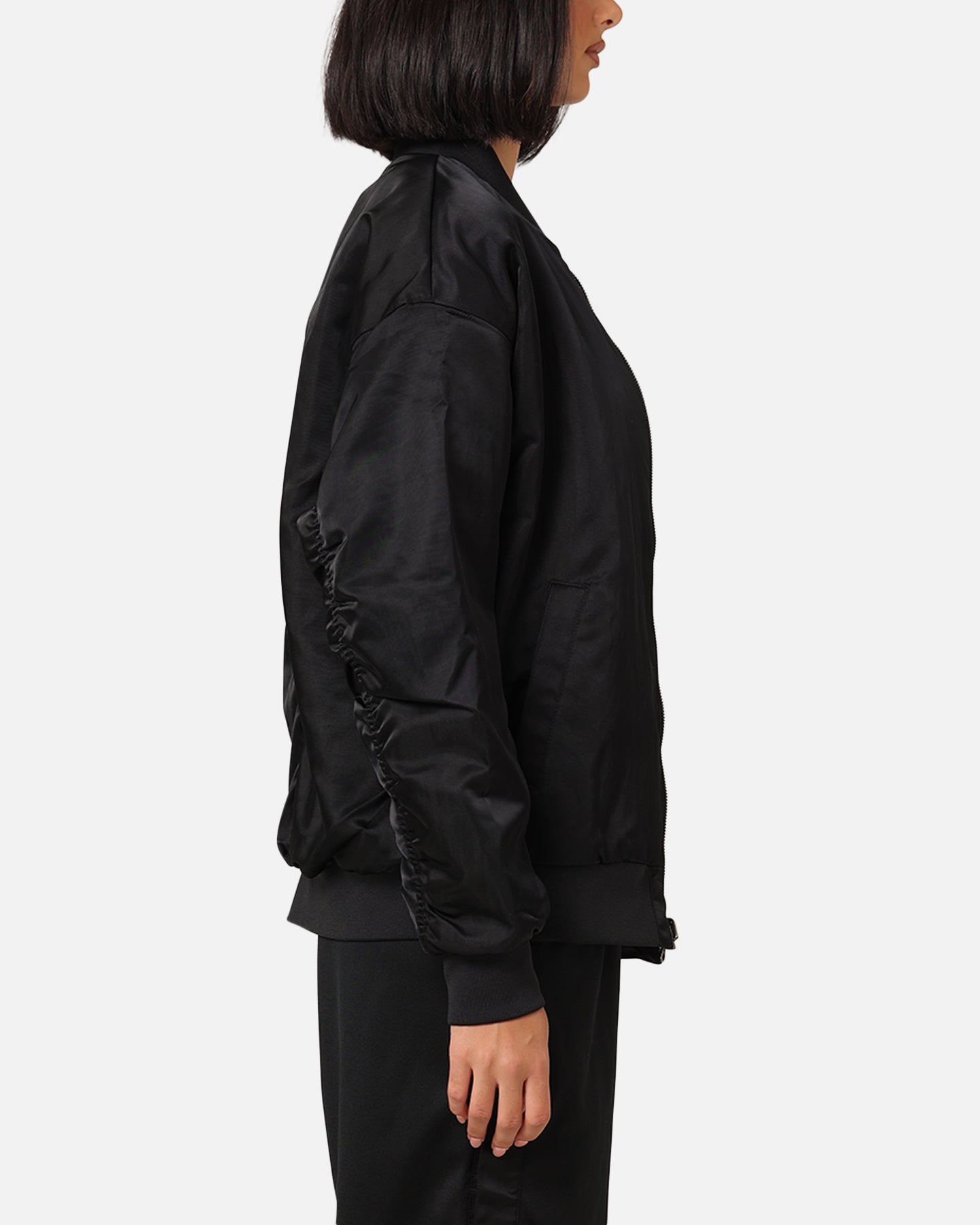 Dámske športové oblečenie Nike Reverzibilné Varsity Bomber bunda čierna/biela