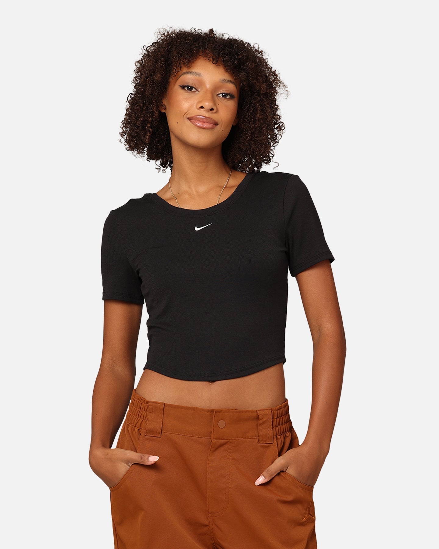 Nike Dámske športové oblečenie Chill pletené pevné nakopa-back Mini-Rib Top Black/plachta