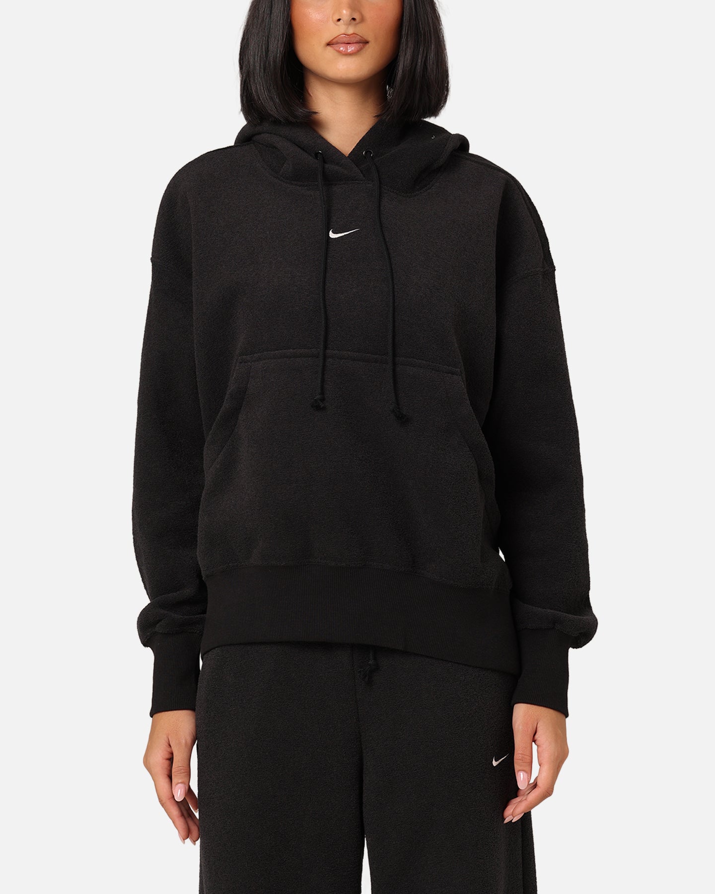 Nike kvinners sportsklær phoenix plysj store koselige fleece hettegenser svart/seil