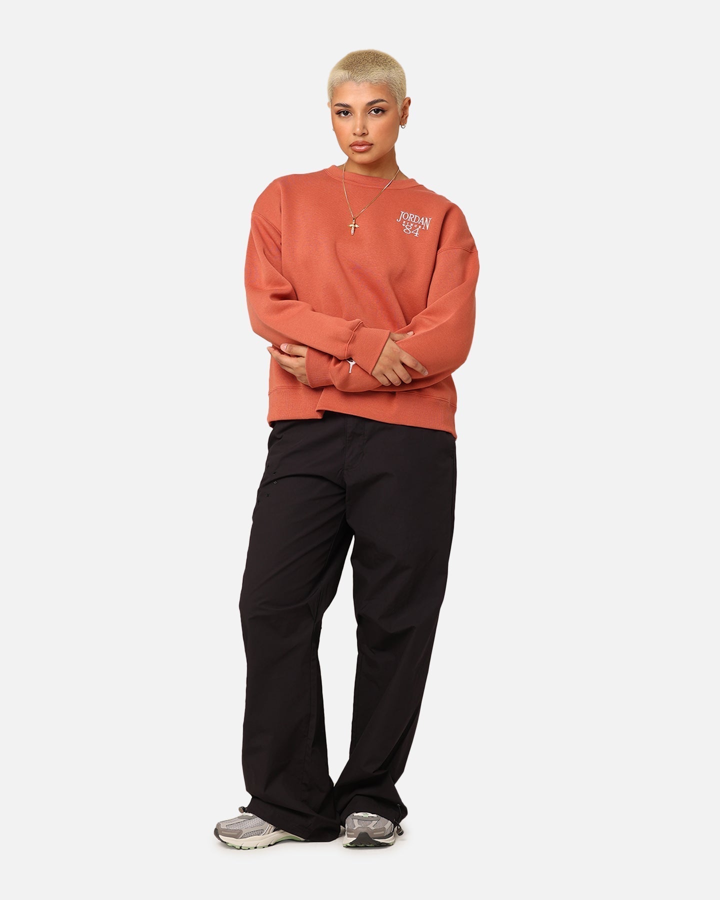 Jordanijos moterų Brooklyn Fleece Crewneck Dusty Peach/burė