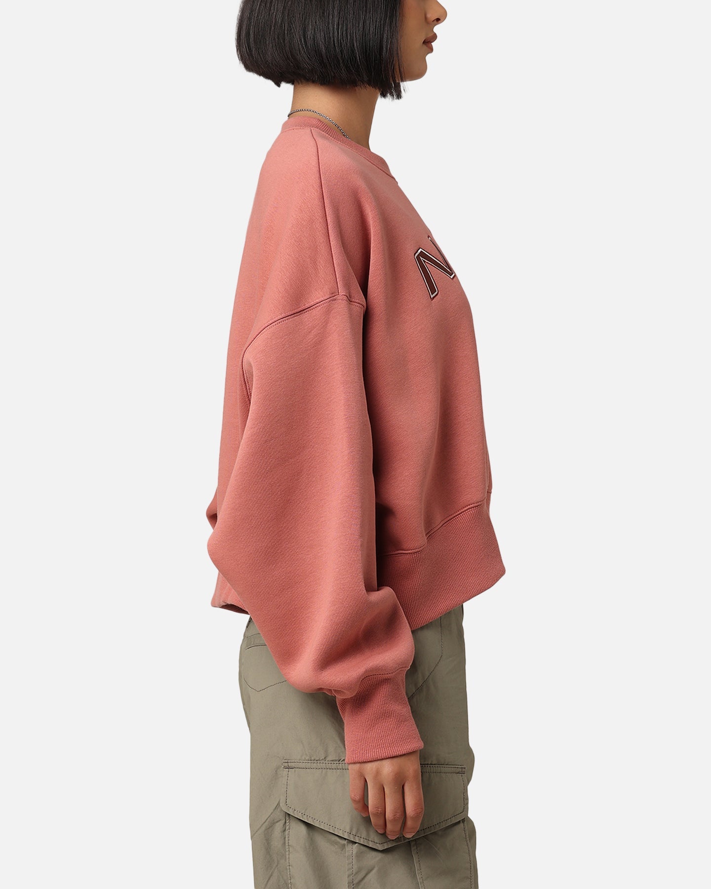 Nike ženska sportska odjeća Pheonix Fleece Preveliki logotip Crewneck Canyon Pink/Light Orewood Brown