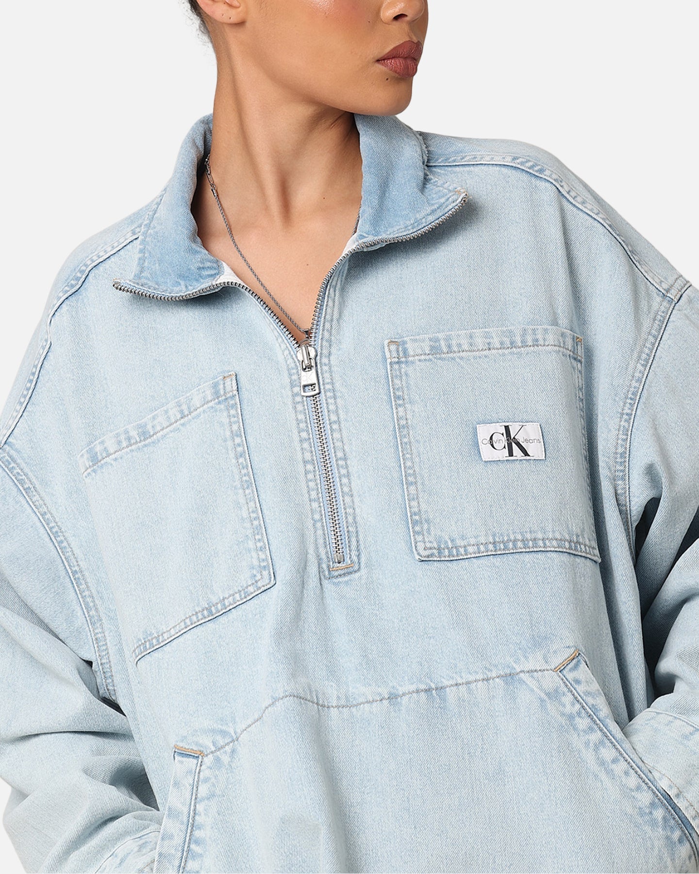 Calvin Klein Denim Pop Pop Virš ketvirčio zip striukės šviesiai mėlyna spalva