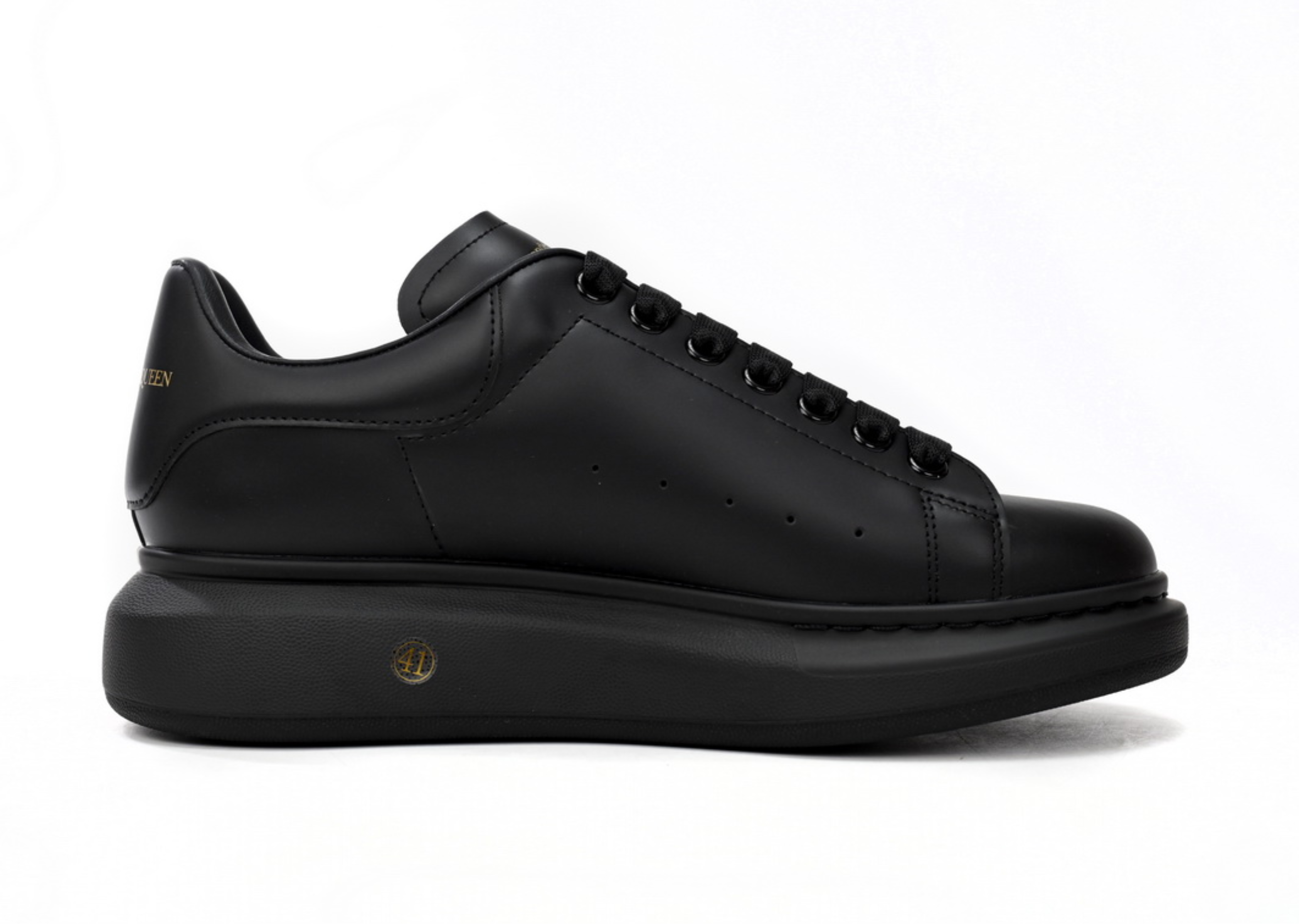 Alexander McQueen överdimensionerad sneaker alla svarta