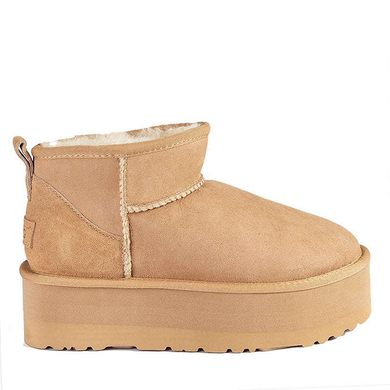 UGG Ultra Mini Klassiker Ieweschte Plattform