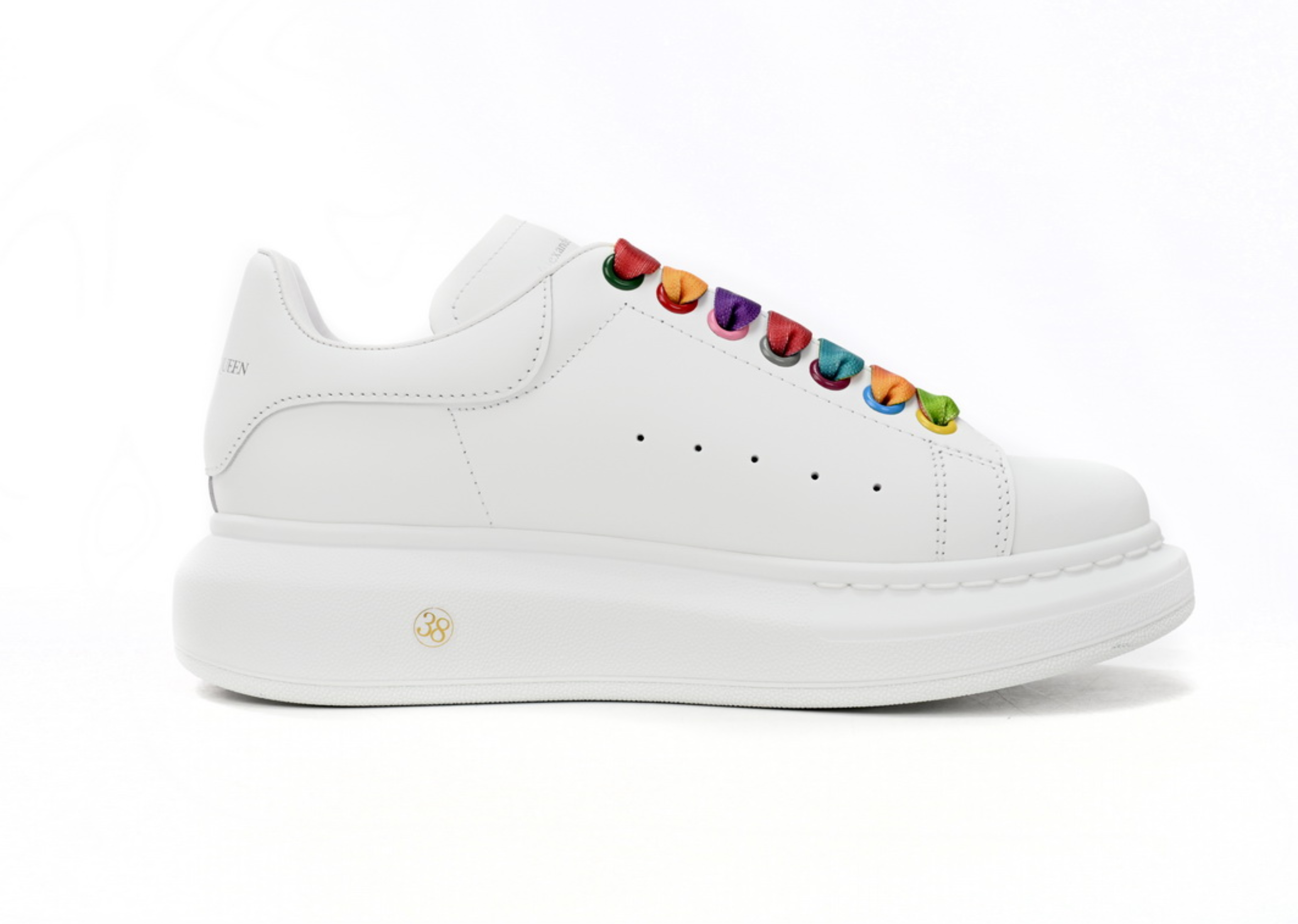 Alexander McQueen übergroßer Sneaker -farbiger Regenbogen