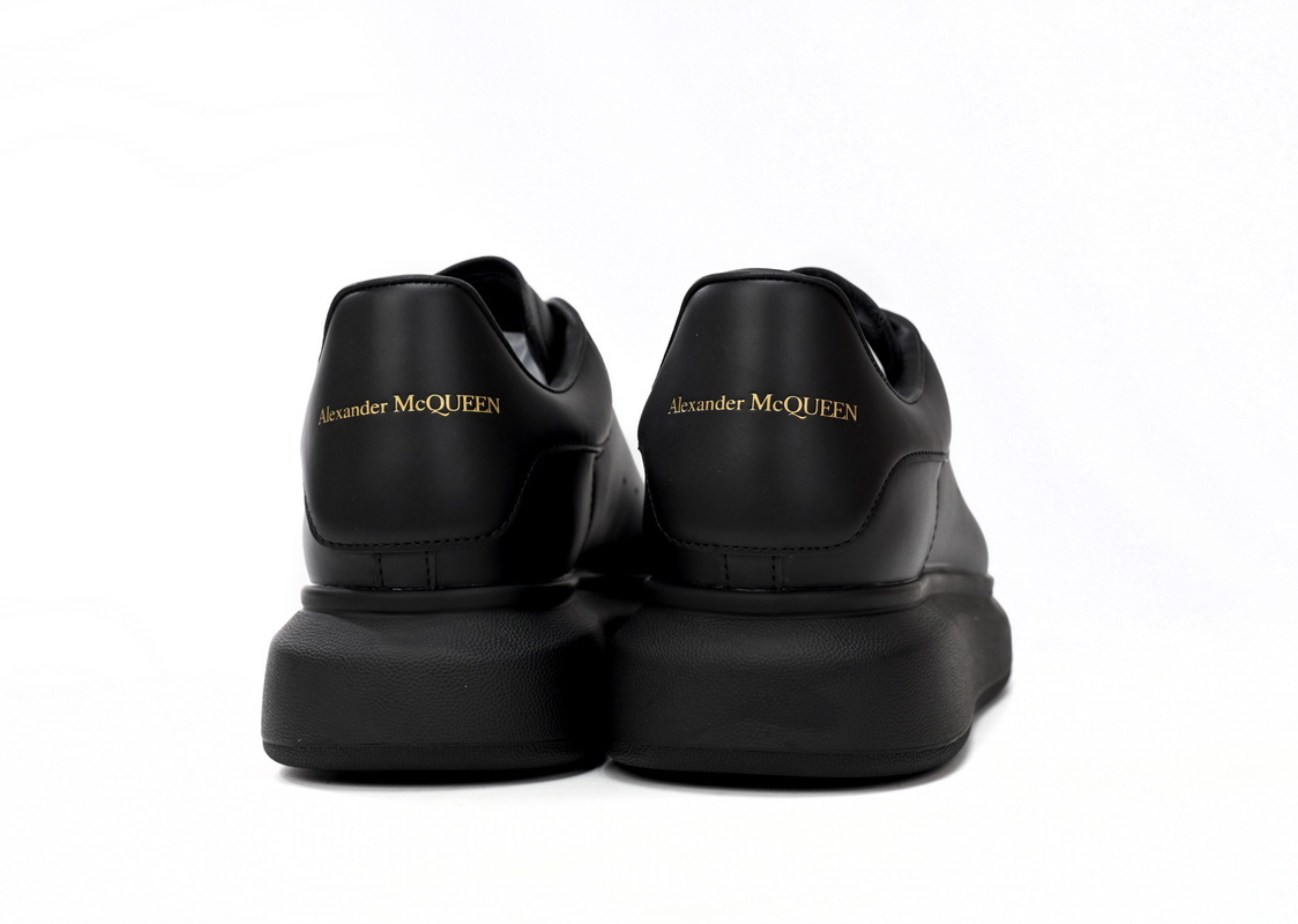 Alexander McQueen übergroßer Sneaker All Black