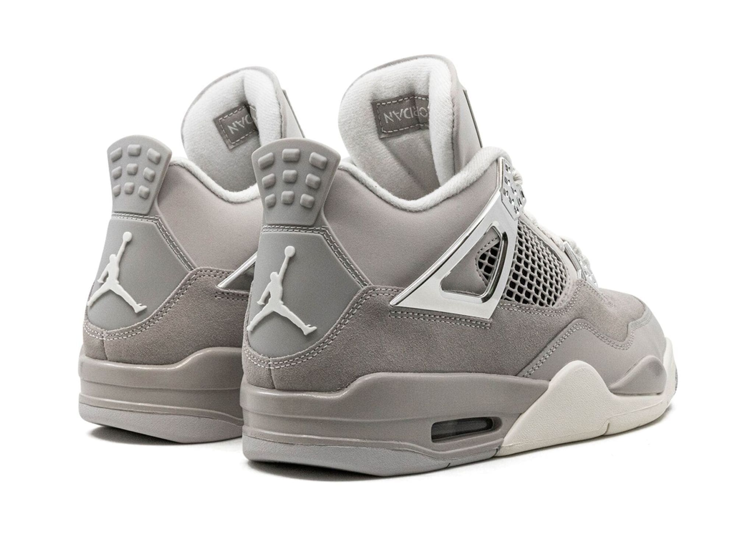 Air Jordan 4 Retro Frozen Moments