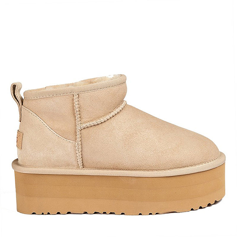 UGG Ultra Mini Klassiker Ieweschte Plattform