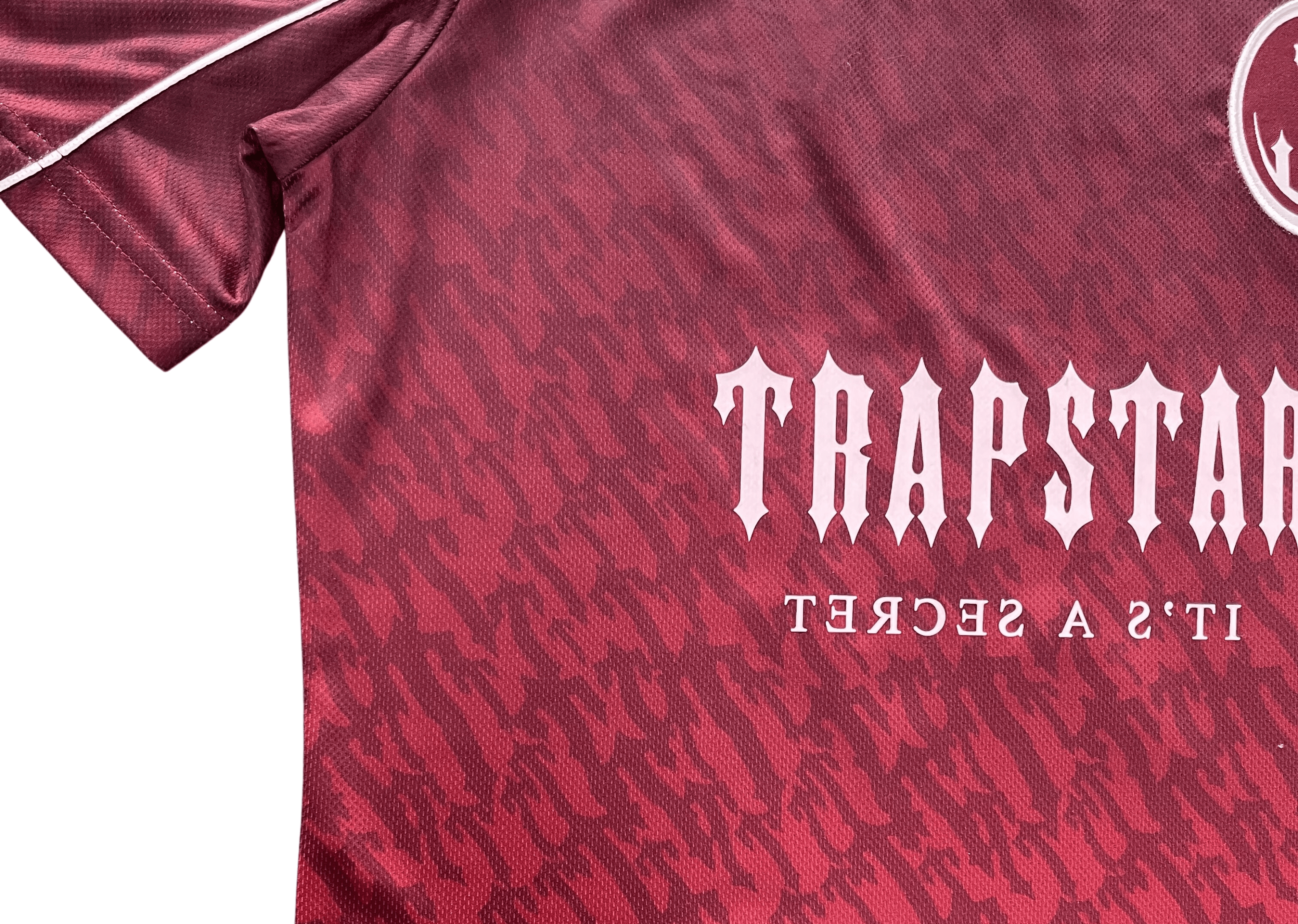 Up to 90 off - Trapstar Clothing TRAPSTAR - FOOTBALL RED T-SHIRT