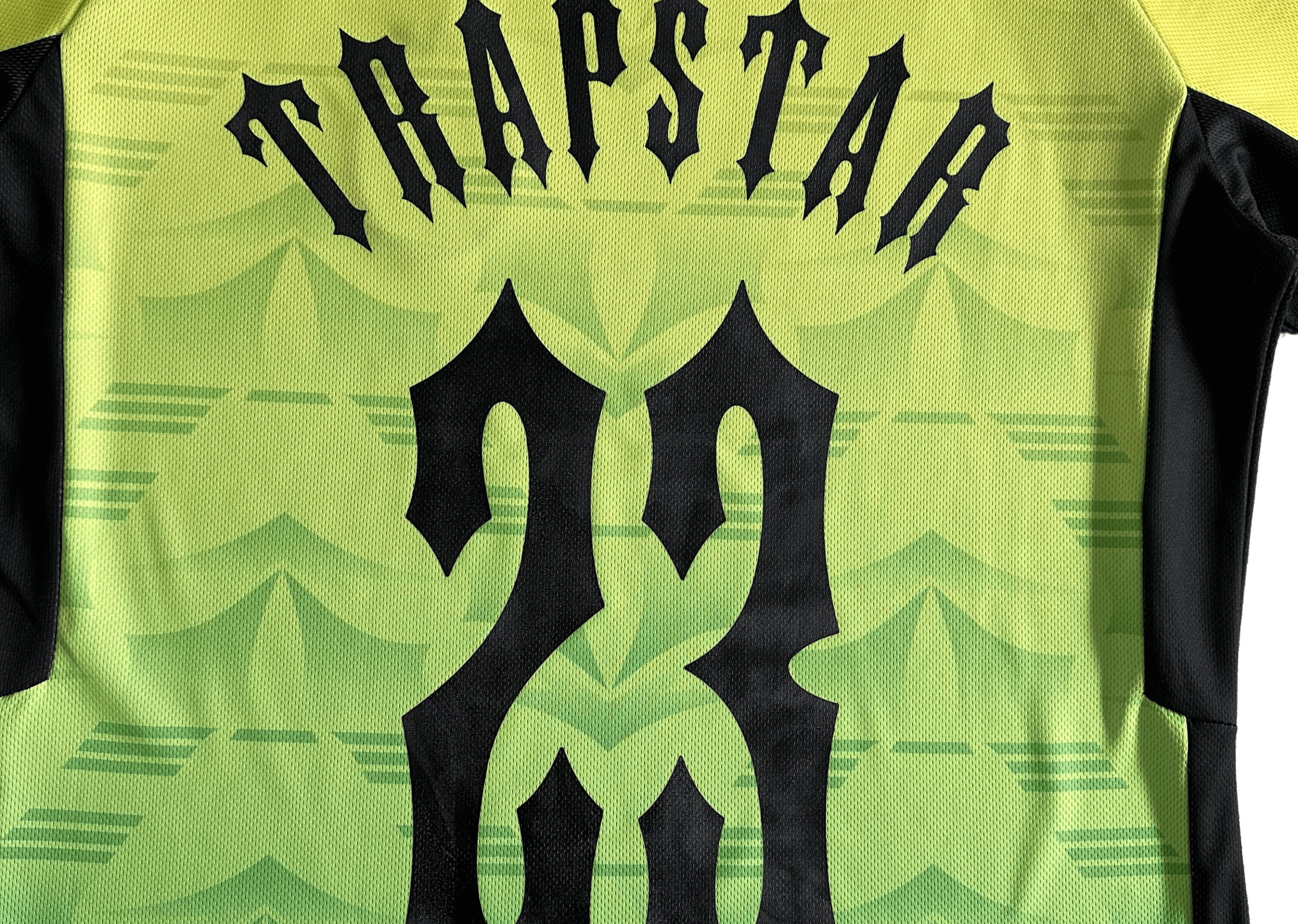 Up to 90 off - Trapstar Clothing TRAPSTAR - FOOTBALL GREEN/YELLOW BLACK T-SHIRT