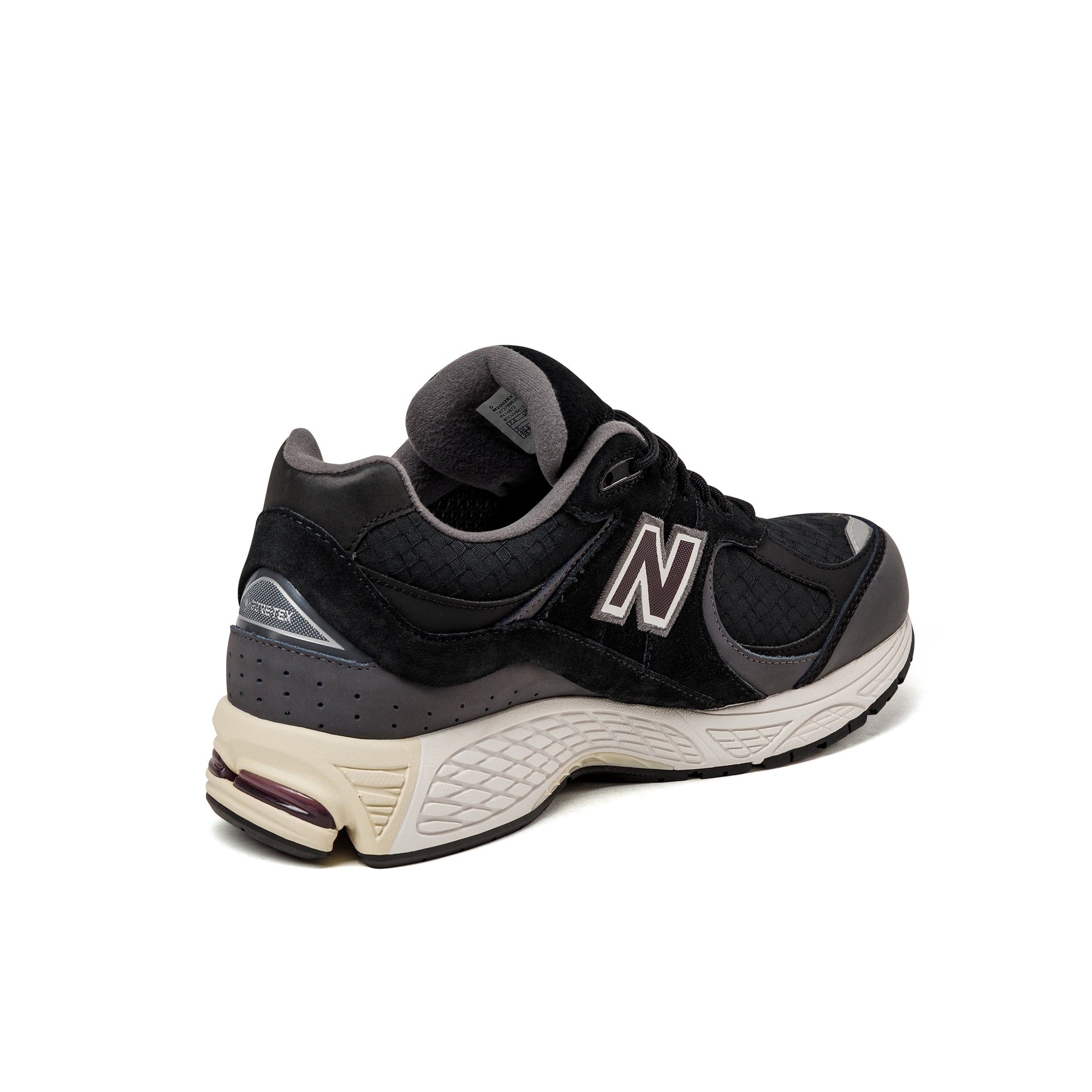 New Balance M2002rxt *Gore-tex *