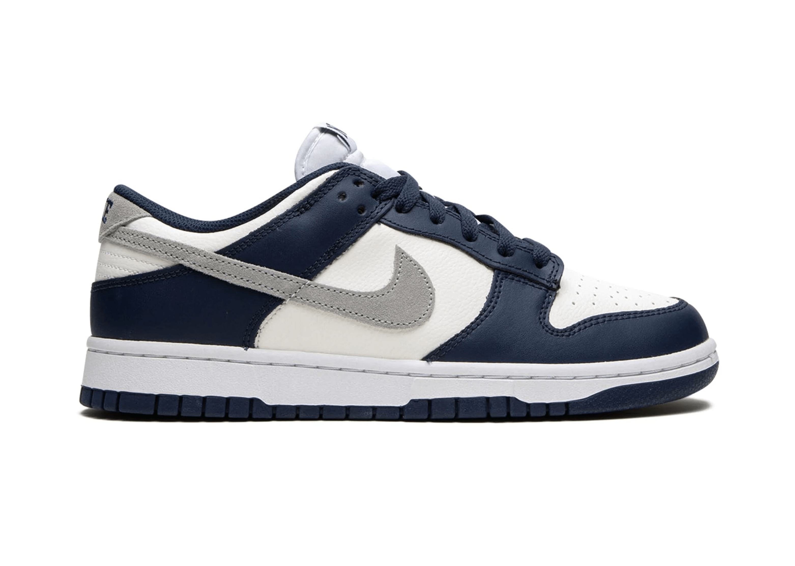 Up to 90 off - Nike Sneakers Nike Dunk Low Midnight Navy