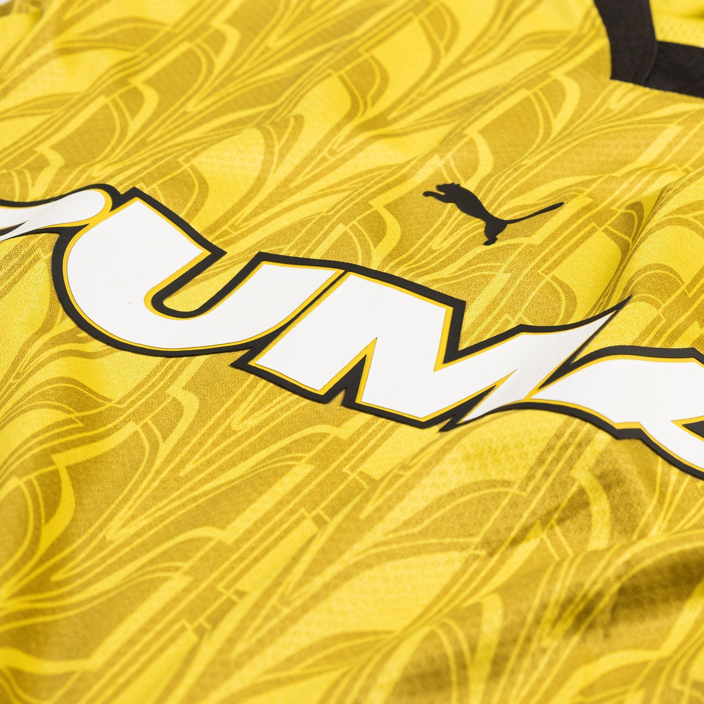 Puma laang Sleeve Fussball Jersey