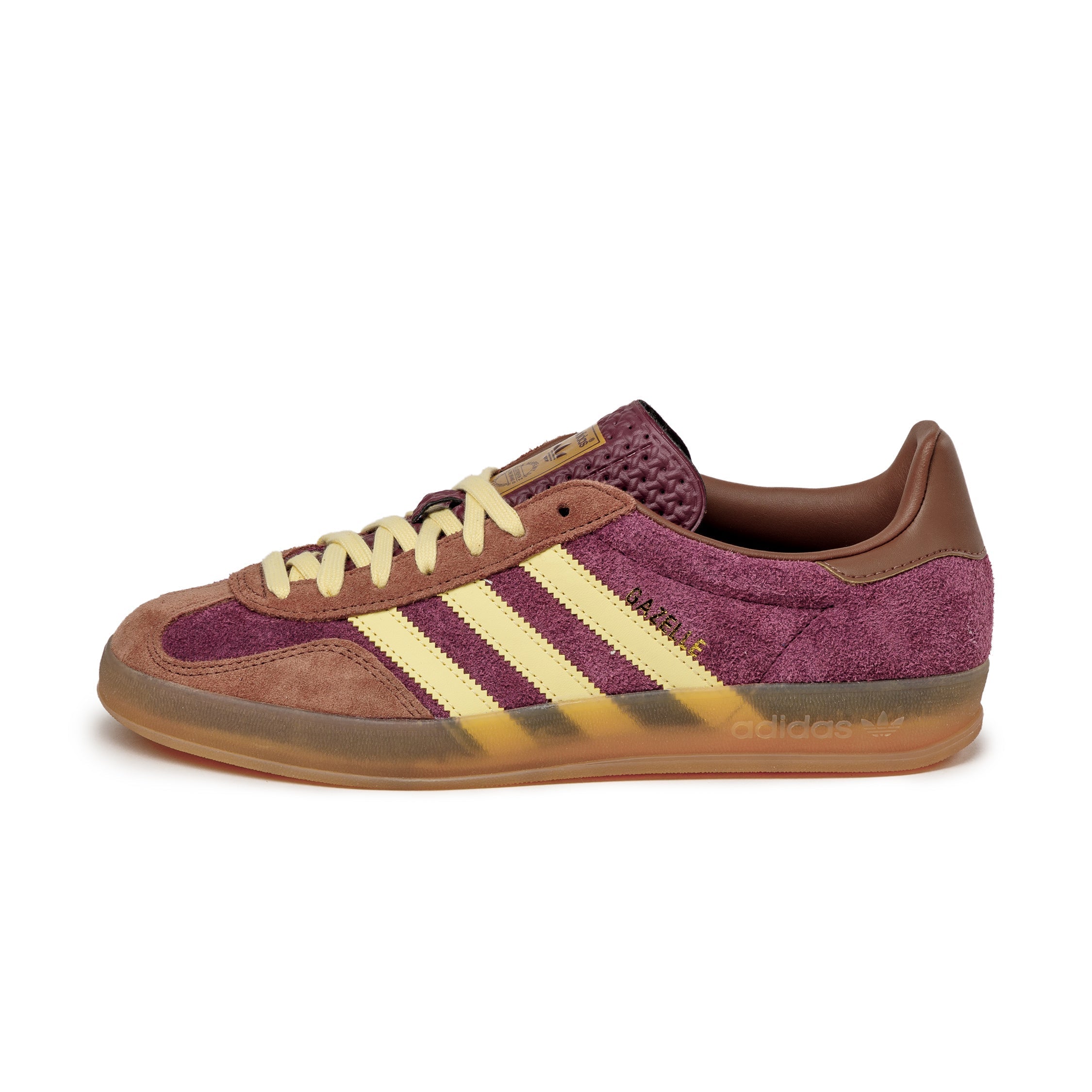 Adidas Gazelle v zaprtih prostorih