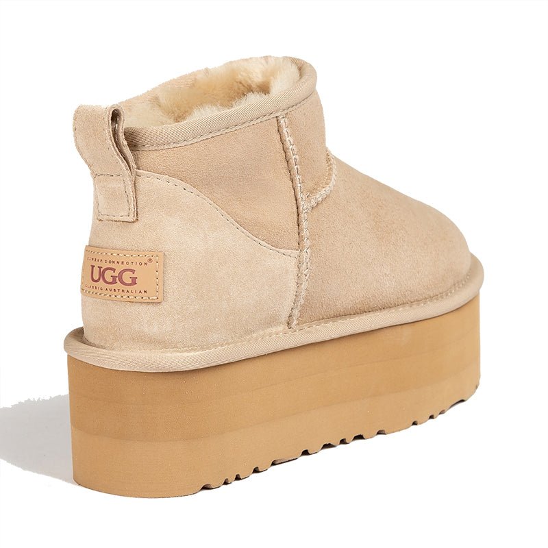 UGG Ultra Mini Klassiker Ieweschte Plattform