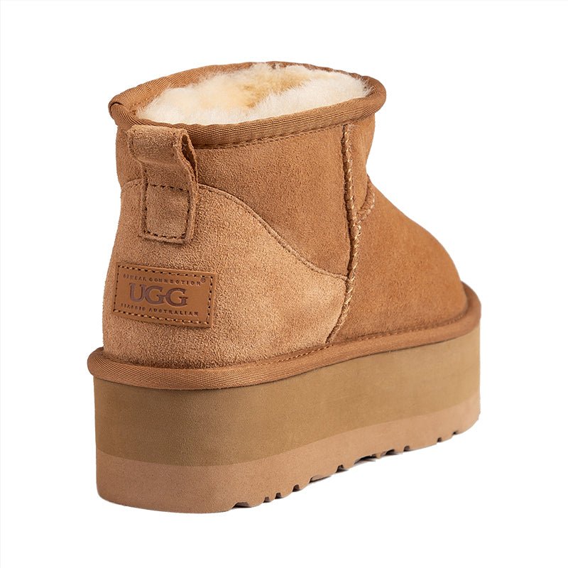 UGG Ultra Mini Klassiker Ieweschte Plattform