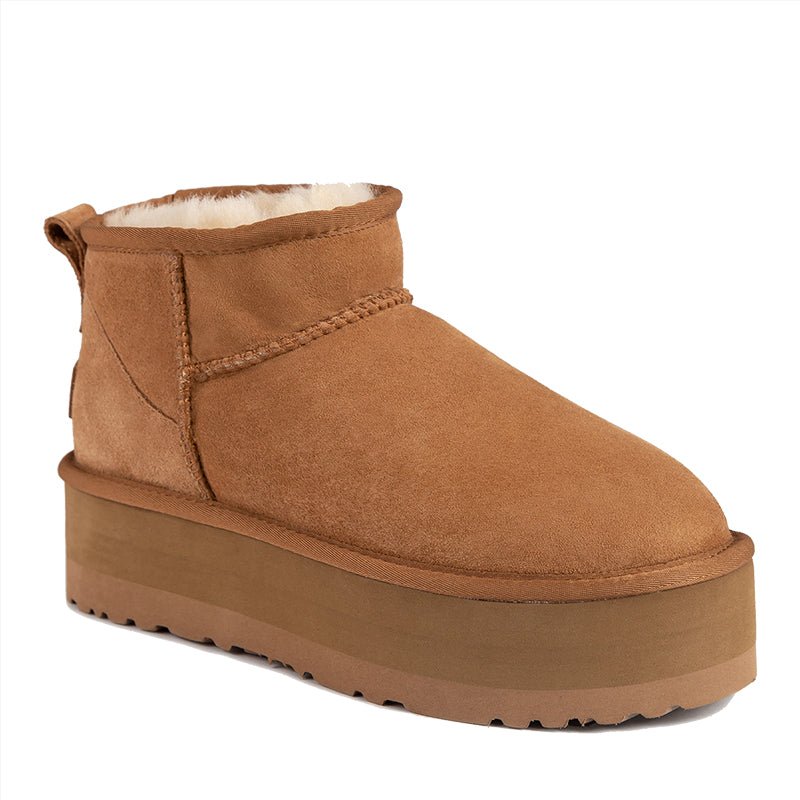 UGG Ultra Mini Klassiker Ieweschte Plattform