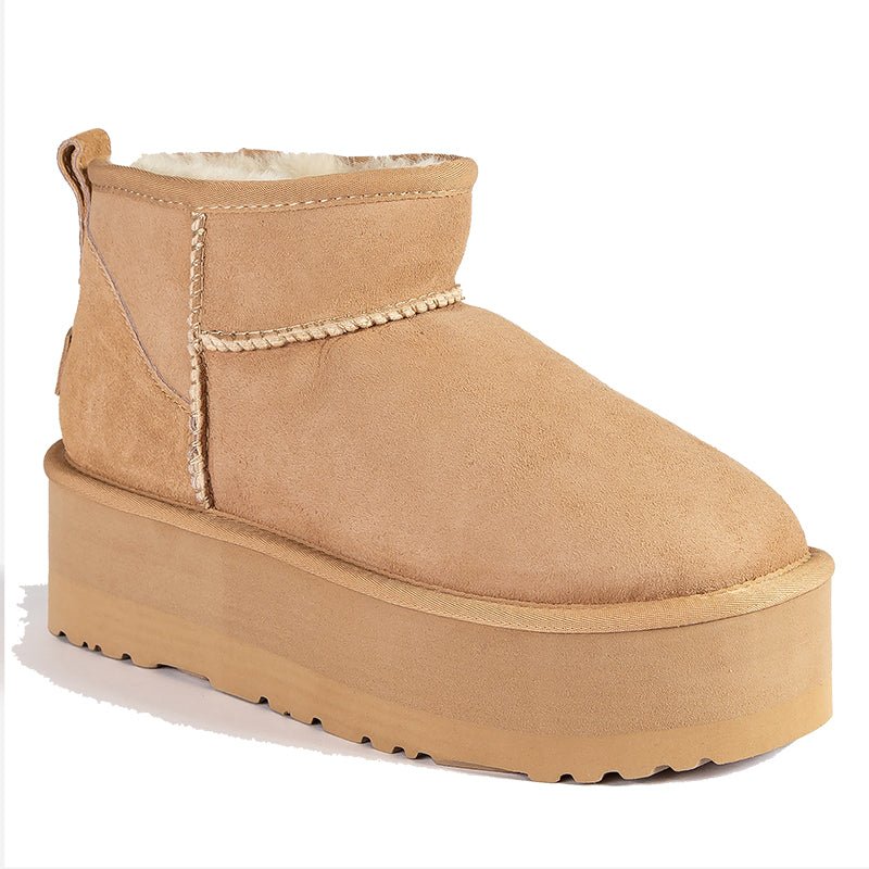 UGG Ultra Mini Klassiker Ieweschte Plattform