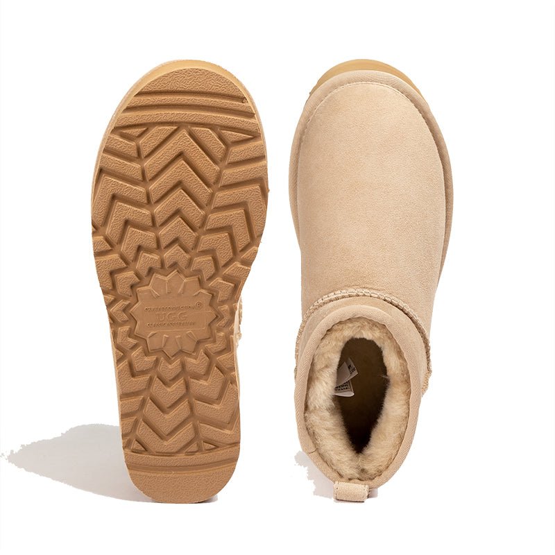 UGG Ultra Mini Klassiker Ieweschte Plattform